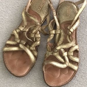 Born soft leather gold sandals, Size 38/7